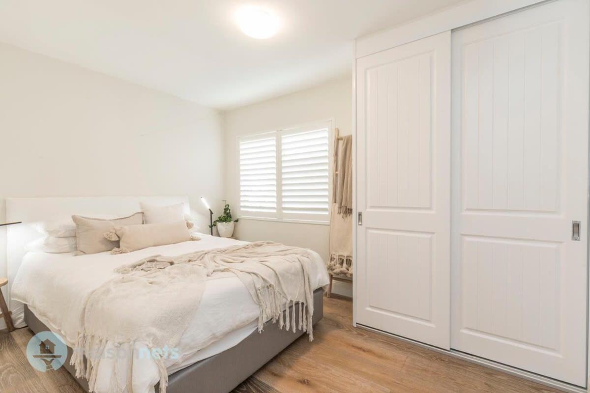 1 Bdrm Manly Beachside Apt With Parking Sydney Eksteriør bilde