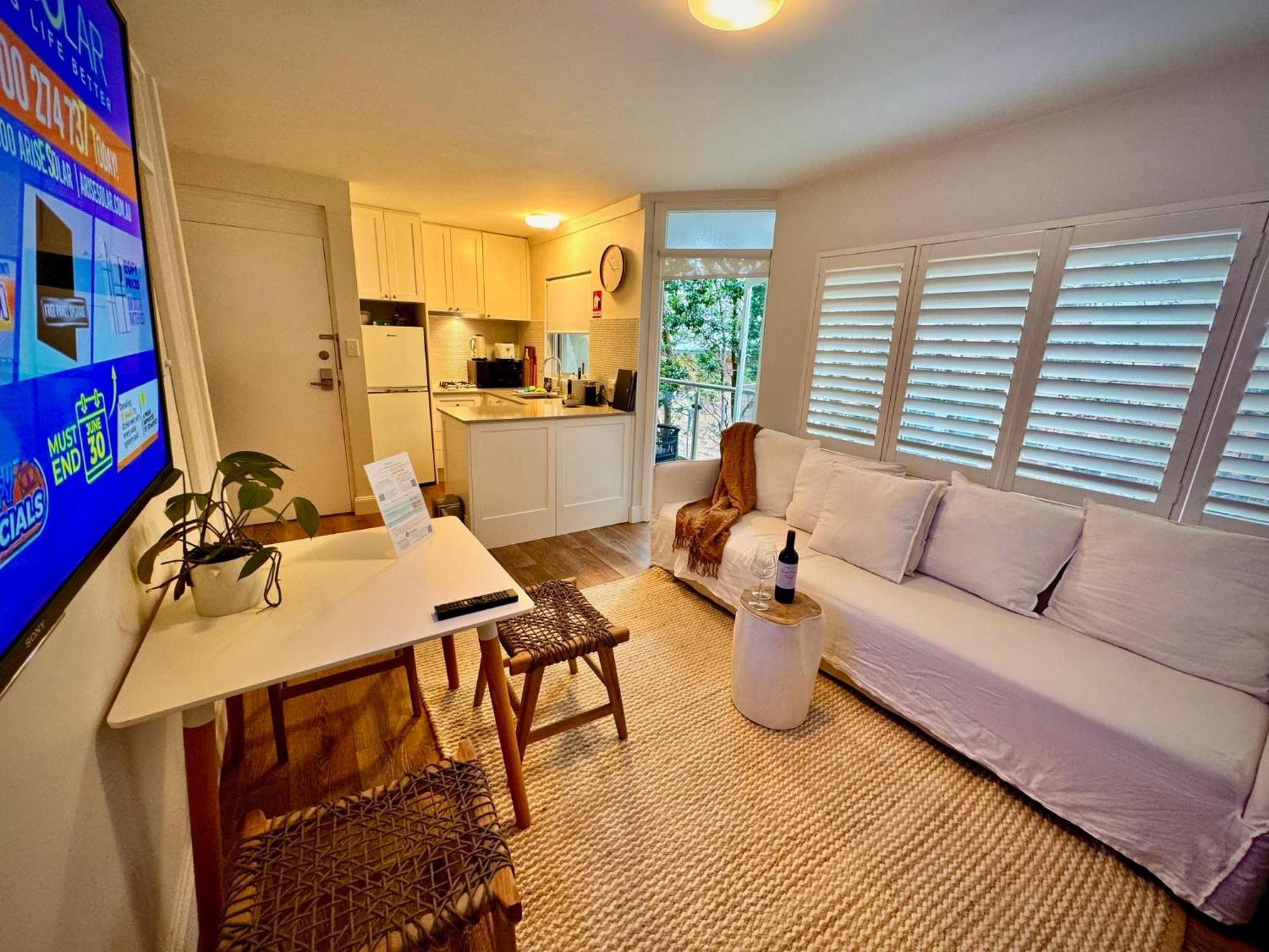 1 Bdrm Manly Beachside Apt With Parking Sydney Eksteriør bilde